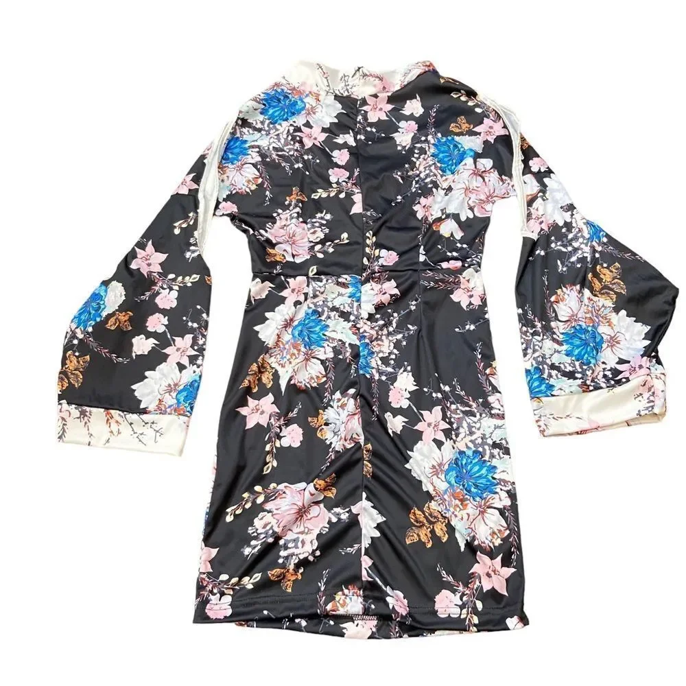 New without Tags Sexy Japanese Style NightDress Size‎ Medium Belt & Panties Set